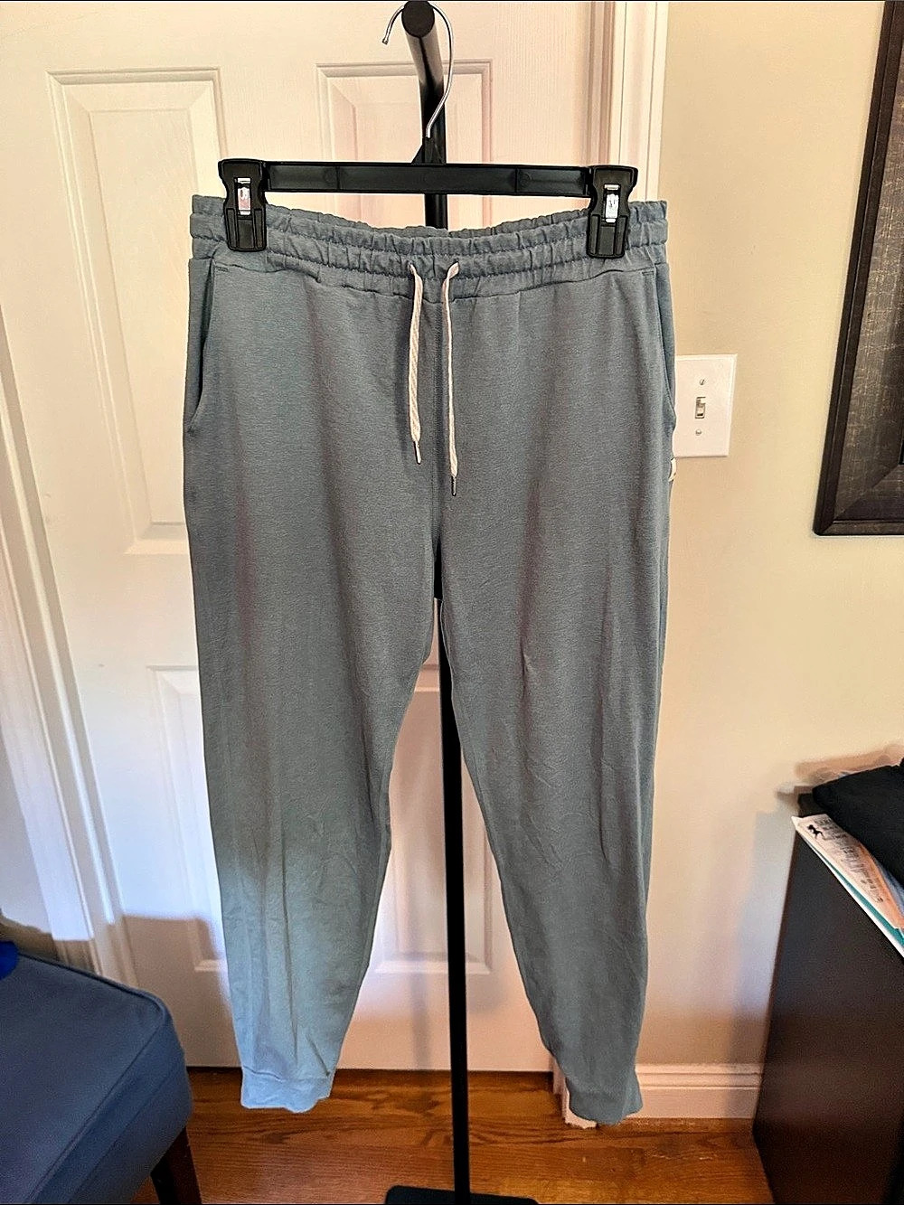 vuori Performance Jogger Gray Joggers Size Small